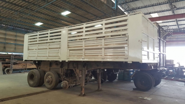 ขาย หางเซมิดั้ม 3 เพลายัด ลงเล่มแล้ว ยาว 7.50 เมตร กระทะล้อมีให้ครบ เสาและแผงข้างกระบะทำใหม่หมด เอกสารเล่มทะเบียนพร้อมโอน