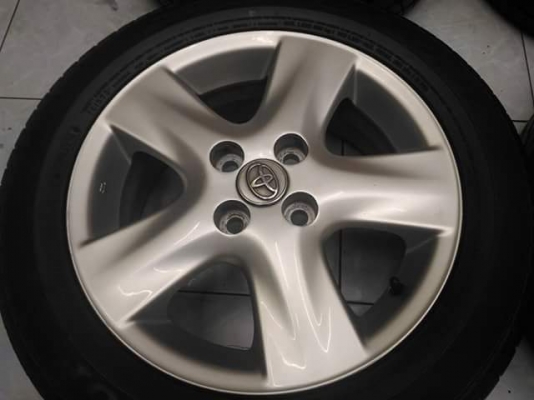 ล้อแม็ก Vios ลาย 5 ก้าน ขอบ 15 (4/100) พร้อมยาง Dunlop 185/60/15 ปี 10 ทั้งชุด 2,900.- **NET**