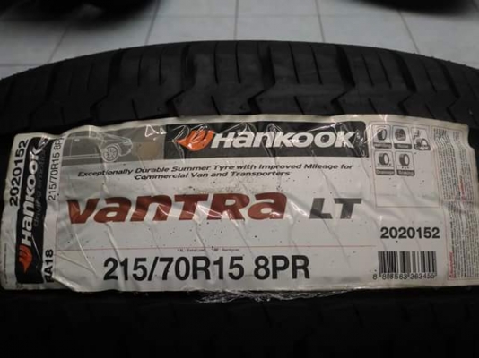 ยางใหม่ Hankook RA18(ผ้าใบ 8 ชั้น) 215/70/15 ผลิตปี 2015 ทั้งชุด 6,990.- / ใส่ ถ่วง ฟรี ค่ะ