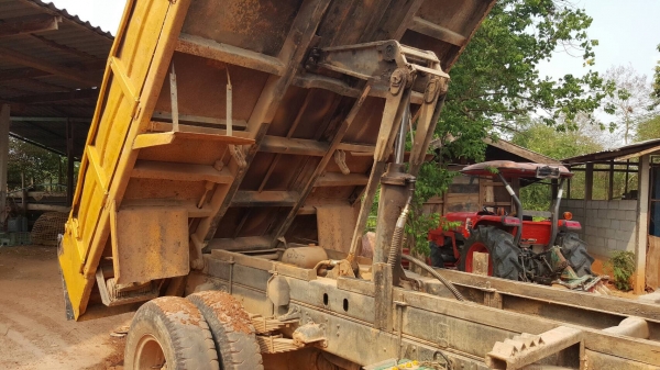 ขาย 6 ล้อดั้ม FUSO FK455F-TD คัสซีสวยจัดตลอดเส้น เครื่อง 6D14 165 แรงม้า เกียร์ใหญ่เสื้อลาย พวงมาลัยพาวเวอร์ เอกสารชุดประมูลครบพร้อมจดทะเบียน ราคาคุยกันได้ ขาย 6 ล้อดั้ม FUSO FK455F-TD คัสซีสวยจัดตลอดเส้น เครื่อง 6D14 165 แรงม้า เกียร์ใหญ่เสื้อลาย พวงมาลัยพาวเวอร์ เอกสารชุดประมูลครบพร้อมจดทะเบียน ราคาคุยกันได้