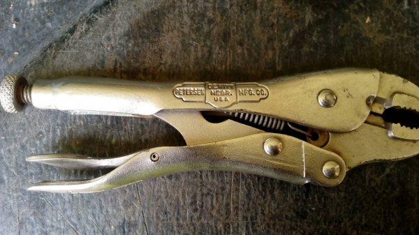 ขายคีมล็อกVISE-GRIP 7WR Made in USA.งานเก่ามือสองสภาพดี ขายคีมล็อกVISE-GRIP 7WR Made in USA.งานเก่ามือสองสภาพดี