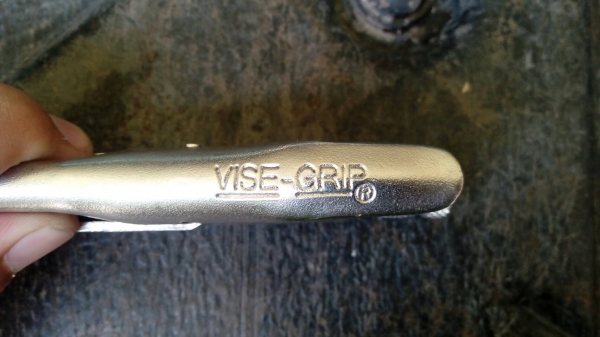 ขายคีมล็อกVISE-GRIP 7WR Made in USA.งานเก่ามือสองสภาพดี ขายคีมล็อกVISE-GRIP 7WR Made in USA.งานเก่ามือสองสภาพดี