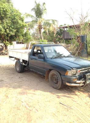 ขายรถกระบะบรรทุก หรือ มีรถอะไรที่อยากจะเอามาแลกมาเทรินก็โทรมาคุยกันครับ