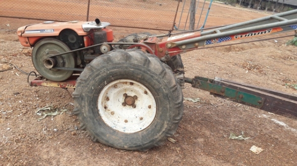 ขายรถไถนาเดินตาม โทร  089-0111624