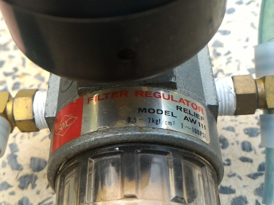 ชุดอุปกรณ์ดักน้ำดักฝุ่นและประบแรงดันลม ยี่ห้อ SMC ของญี่ปุ่น