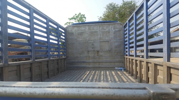 6ล้ออีซุ NPR135โบอินเพาเวอรแอรเย็นเตอรกะบะเลสทั้งไบยางไหม่เลเดี้ยนทั้ง6เส้นเครื่องดีคัชซีสวยทะเบียนเต็มเอกสารพร้อมโอน