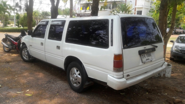 ISUZU TFR VAN