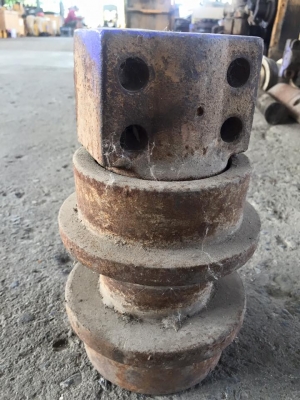 แคเรีย KOMATSU PC 200-7 เก่าเช็คนอกญี่ปุ่น ราคา 2,000 บาท