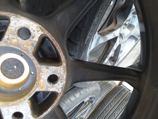 ล้อ model 7 แท้ ขอบ 18 พร้อมยาง 225 40 18 ชุดล่ะ 9500