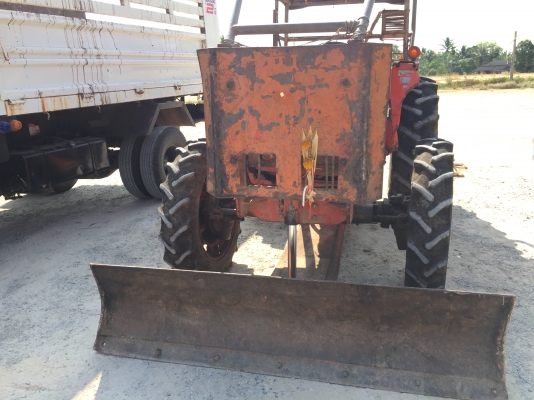 รถไถ KUBOTA  M5000. 2 เพลา.  ( รถทำงาน 2,8xx ชม. )     สนใจติดต่อ  081 - 6079515