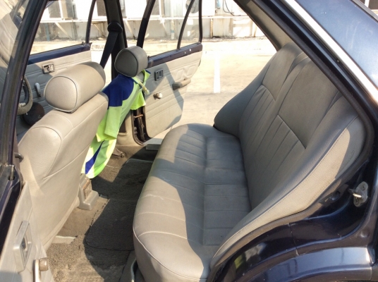 ขายรถ นิสสัน ซันนี่ B11 ปี89 เครื่อง 1.3 เกียร์ธรรมดา ติดแก๊สLPG ภายในเดิมๆเบาะหนัง วิทยุCDแอร์พร้อม ตัวถังเดิมๆไม่มีชนสีมีริ้วรอยซีดบางชิ้น ล้อแม็ก เครื่องแน่นเพิ่งทำมาใหม่ ช่วงล่างแน่น รถขับดีเลยนะครับ ขับกลับได้เลย เล่มชุดโอนพร้อม ขายถูกครับ