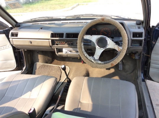 ขายรถ นิสสัน ซันนี่ B11 ปี89 เครื่อง 1.3 เกียร์ธรรมดา ติดแก๊สLPG ภายในเดิมๆเบาะหนัง วิทยุCDแอร์พร้อม ตัวถังเดิมๆไม่มีชนสีมีริ้วรอยซีดบางชิ้น ล้อแม็ก เครื่องแน่นเพิ่งทำมาใหม่ ช่วงล่างแน่น รถขับดีเลยนะครับ ขับกลับได้เลย เล่มชุดโอนพร้อม ขายถูกครับ