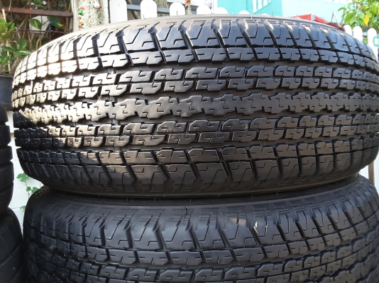 ยาง bridgestone 255 65 17 ปลายปี 15 ชุดล่ะ 9500