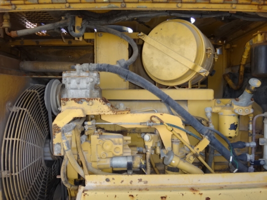 รถบด CATERPILLAR  CS563 มือ 2 นำเข้าจากญี่ปุ่นโดยตรง