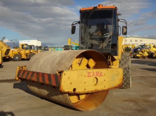 รถบด CATERPILLAR  CS563 มือ 2 นำเข้าจากญี่ปุ่นโดยตรง