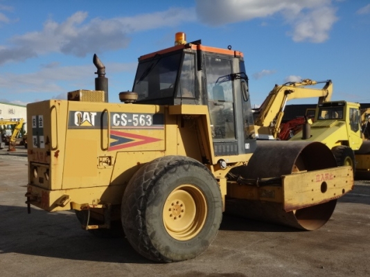 รถบด CATERPILLAR  CS563 มือ 2 นำเข้าจากญี่ปุ่นโดยตรง