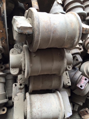 โรลเลอร์รถขุด IHI 190 เก่าญี่ปุ่น ราคา 2,000 บาท