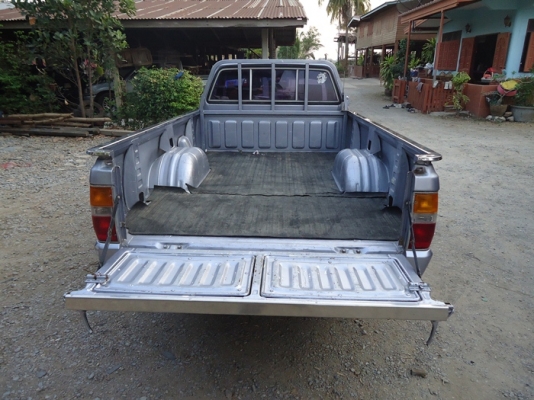 .กระบะ  L 200  ไซโคลน    เครื่องดี  สตาร์ทติดง่าย   พวงมาลัยเพาเวอร์ ยางดี 4 เส้น  สีบาง  รอนกระบะสวย  ไม่เคยบรรทุกหนัก   สนใจติดต่อ  089 5389447  และ 084 9028075   ราคา 65000