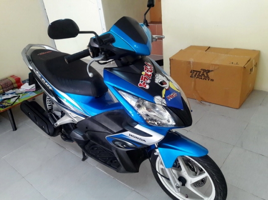 ขายHonda Airblade ล้อแม็กรถบ้านสภาพดี ขายHonda Airblade ล้อแม็กรถบ้านสภาพดี