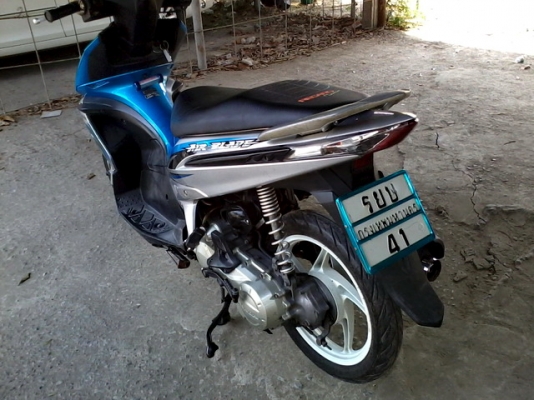 ขายHonda Airblade ล้อแม็กรถบ้านสภาพดี ขายHonda Airblade ล้อแม็กรถบ้านสภาพดี