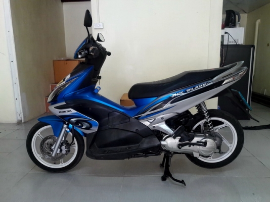 ขายHonda Airblade ล้อแม็กรถบ้านสภาพดี ขายHonda Airblade ล้อแม็กรถบ้านสภาพดี