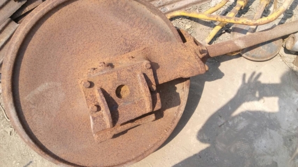 ขายล้อนำรถขายล้อนำรถแทรกเตอร์ ของเก่านอก สภาพสวย D-50  D-5  D-4. สันหนาไม่หลวม