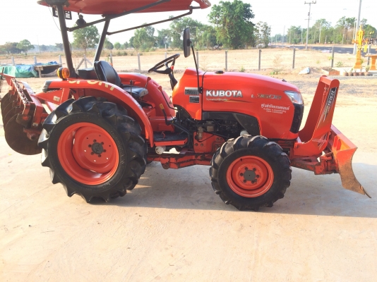 ขายด่วน L3608 ผานหน้า+ผานหลัง รถพร้อมใช้งานสวยเดิม เล่มทะเบียนพร้อม 877 ชั่วโมง