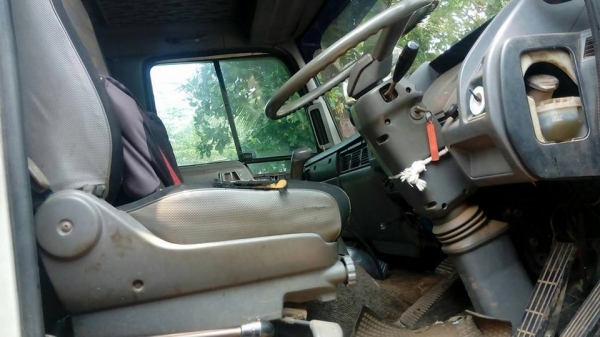 ขายรถดั้ม10ล้อ 2เพลา เครื่อง168แรง EH700 แคชซีKT725 พ.เพาเวอร์ วางหัวไฮเทค ลงเล่มแล้ว ภายในสวย เอกสารพร้อมโอน สนใจโทร 090-8588220คุณนะ 093-3258446คุณบิว หรือเข้าดูสินค้าอื่นๆได้ที่ www.truck.in.th/498 หรือเพจFacebook ณรงค์ ซื้อขายรถมือสอง (เว็บไซต์ส่วนตัว