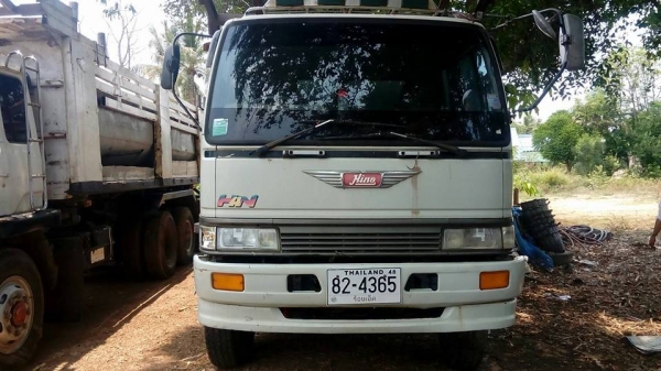 ขายรถดั้ม10ล้อ 2เพลา เครื่อง168แรง EH700 แคชซีKT725 พ.เพาเวอร์ วางหัวไฮเทค ลงเล่มแล้ว ภายในสวย เอกสารพร้อมโอน สนใจโทร 090-8588220คุณนะ 093-3258446คุณบิว หรือเข้าดูสินค้าอื่นๆได้ที่ www.truck.in.th/498 หรือเพจFacebook ณรงค์ ซื้อขายรถมือสอง (เว็บไซต์ส่วนตัว