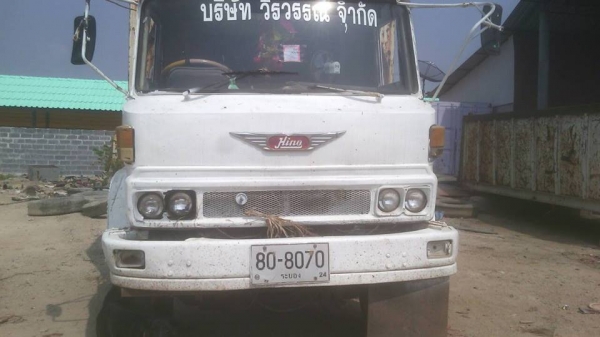 ขายรถดั้ม10ล้อ 2เพลา เครื่อง168แรงEH700 แคชซีKT725 เครื่องดีแคชซีสวย สภาพพร้อมใช้งาน เอกสารพร้อมโอน สนใจโทร 090-8588220คุณนะ 093-3258446คุณบิว หรือเข้าดูสินค้าอื่นๆได้ที่ www.truck.in.th/498 หรือเพจFacebook ณรงค์ ซื้อขายรถมือสอง (เว็บไซต์ส่วนตัว) หรือFace