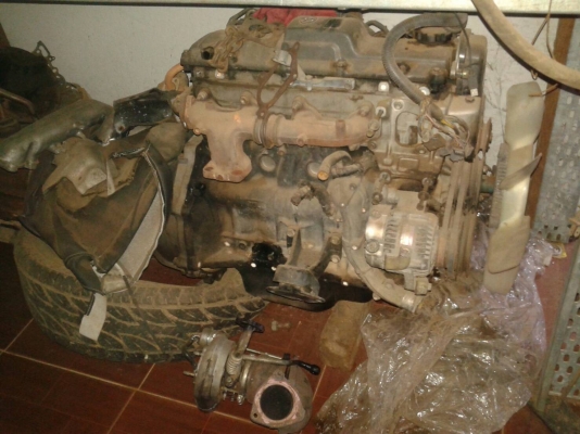 ขอบคุณtruck 2 hand ครับเครื่อง5Lเทอร์โบพร้อมเกียร์โฟล์วิลมีกล่องไฟ(ตอนนี้มีลูกค้าซื้อแล้ว เจ้าของหมายเลขโทรศัพท์0856608xxx