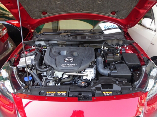 MAZDA 2 SKYACTIV-D 1.5 HIGH XD AT ปี 2015 โทร 098-919-0195 ดาวออโต้เบสท์