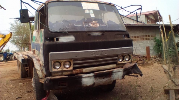 **280,000 บ.ต่อรอง/// 10ล้อเทเลอร์ ISUZU JCM-165 เพลาเดียวท้ายลาด ขน-ย้าย แบคโฮ PC200 เครื่อง/เกียร์ ดี ช่วงล่างเดิม คัสซีดี ไม่ผุ หัวไม่สวย พ.พาวเวอร์ เบรคเดิม หางใหญ่ เหล็กหนา ไม่ผุ ภาษีขาด53 ตามสภาพ เอกสารเล่มฯ ครบ **ขาย ISUZU JCM-165 10ล้อ1เพลาท้ายลาด **280,000 บ.ต่อรอง/// 10ล้อเทเลอร์ ISUZU JCM-165 เพลาเดียวท้ายลาด ขน-ย้าย แบคโฮ PC200 เครื่อง/เกียร์ ดี ช่วงล่างเดิม คัสซีดี ไม่ผุ หัวไม่สวย พ.พาวเวอร์ เบรคเดิม หางใหญ่ เหล็กหนา ไม่ผุ ภาษีขาด53 ตามสภาพ เอกสารเล่มฯ ครบ **ขาย ISUZU JCM-165 10ล้อ1เพลาท้ายลาด