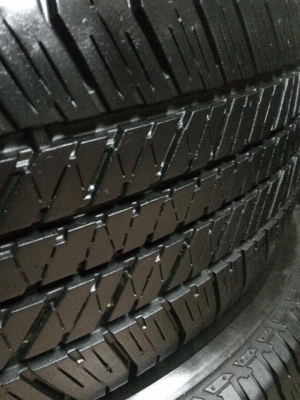 ขายยางบริสโตน 265/65/17 ปี15