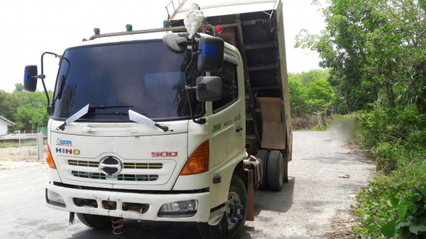 รถฮีโน่ 6 ล้อดั้ม FC9J  175 แรงม้า. ปี 54.  ( รถวิ่ง 14x,xxx กม. )      สนใจติดต่อ  081 - 6079515