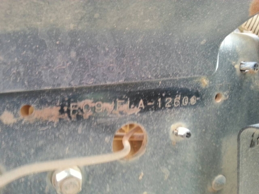 รถฮีโน่ 6 ล้อดั้ม FC9J  175 แรงม้า. ปี 54.  ( รถวิ่ง 14x,xxx กม. )      สนใจติดต่อ  081 - 6079515