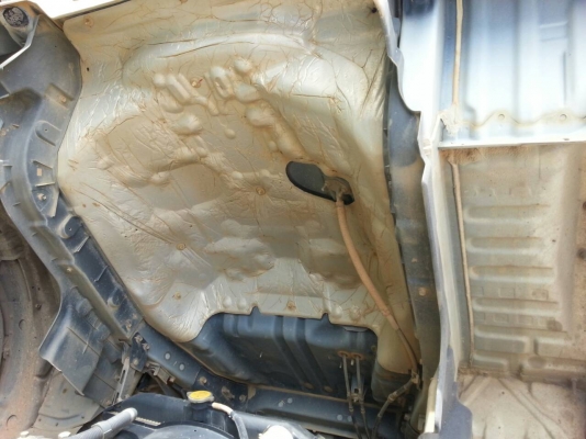 รถฮีโน่ 6 ล้อดั้ม FC9J  175 แรงม้า. ปี 54.  ( รถวิ่ง 14x,xxx กม. )      สนใจติดต่อ  081 - 6079515