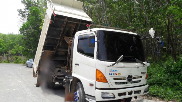 รถฮีโน่ 6 ล้อดั้ม FC9J  175 แรงม้า. ปี 54.  ( รถวิ่ง 14x,xxx กม. )      สนใจติดต่อ  081 - 6079515