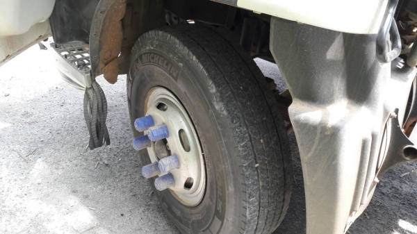 รถฮีโน่ 6 ล้อดั้ม FC9J  175 แรงม้า. ปี 54.  ( รถวิ่ง 14x,xxx กม. )      สนใจติดต่อ  081 - 6079515