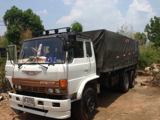 ขายรถดั้ม10ล้อ 2เพลา FM18 เครื่อง215แรง HO6Cเทอร์โบ พาวเวอร์ ทิฟฟี่ ภายในสวย เอกสารพร้อมโอน สนใจโทร 090-8588220คุณนะ 093-3258446คุณบิว หรือเข้าดูสินค้าอื่นๆได้ที่ www.truck.in.th/498 หรือเพจFacebook ณรงค์ ซื้อขายรถมือสอง (เว็บไซต์ส่วนตัว) หรือFacebook คุณ