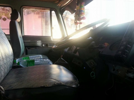 ขายรถ10ล้อ เพลาเดียวร็อกกี้ 195แรง พ.เพาเวอร์ เบรกทิฟฟี่ ภายในสวย ยางดี เอกสารพร้อมโอน สนใจโทร 090-8588220คุณนะ 093-3258446คุณบิว หรือเข้าดูสินค้าอื่นๆได้ที่ www.truck.in.th/498 หรือเพจFacebook ณรงค์ ซื้อขายรถมือสอง (เว็บไซต์ส่วนตัว) หรือFacebook คุณนะ รถ