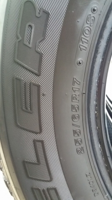 ขายยาง Bridgestone Dueler 840 ขนาด 255/65/17 ปี 12