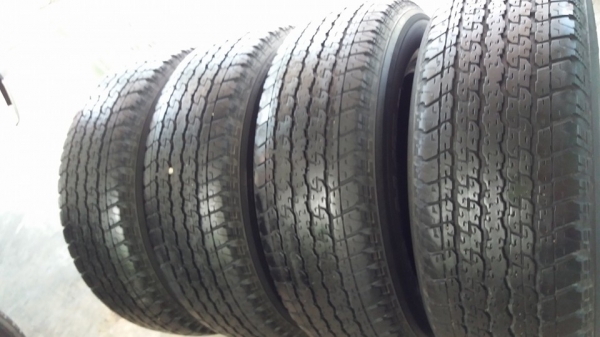 ขายยาง Bridgestone Dueler 840 ขนาด 255/65/17 ปี 12