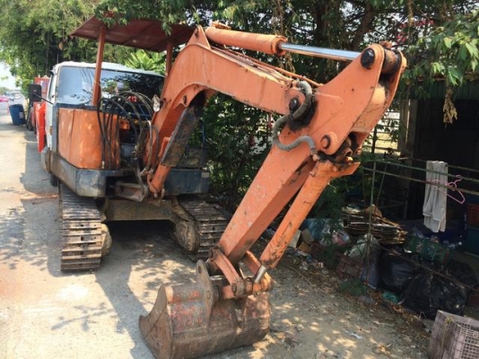 แม็คโค คูโบต้า PC30 สภาพสวย ใช้งานน้อย เครื่องแน่น แท็คผึ้งเปลี่ยน