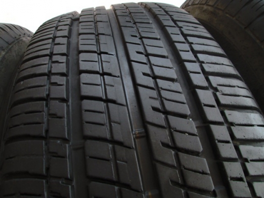 ขายยาง BRIDGESTONE DUELER 225-65-17 ปี3013 งามๆ 1ชุด
