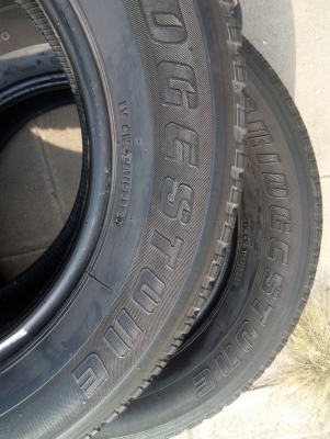 255/65R17 BRIDGESTONE DUELER ไม่มีปะ ชุด 4 เส้น tel.081-427-3941 ไอดีไลน์ 0814273941