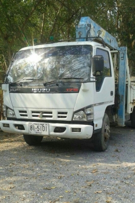 หกล้อ อีซูชุ NQR175ปี51เครน 3.6ตัน 5ปอก 4ชัก ช่วงยาว 5.50ม สภาพดีสวยเดิมๆพร้อมใช้งาน เล่ม ทะเบียนพร้อมโอน