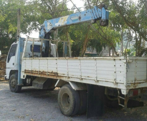 หกล้อ อีซูชุ NQR175ปี51เครน 3.6ตัน 5ปอก 4ชัก ช่วงยาว 5.50ม สภาพดีสวยเดิมๆพร้อมใช้งาน เล่ม ทะเบียนพร้อมโอน