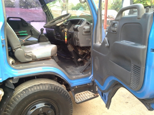 ขาย6ล้อดั้ม NPR71LY52A3 - 130 เทอร์โบว์ ปี 48 รถมือเดียว แอร์ เพาเวอร์ ดั้ม3มิตร สภาพสวยเดิมพร้อมใช้งาน100\% ทะเบียนเต็มพร้อมโอน