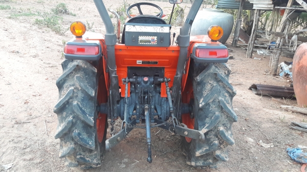 ขายรถไถL3608ใบมีดผาลพรวนพร้อมใช้ครับ ขายรถไถL3608ใบมีดผาลพรวนพร้อมใช้ครับ